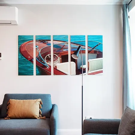 Marinetti 7 - By Myhomeincomo Apartment *