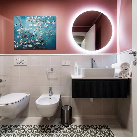 Marinetti 7 - By Myhomeincomo Apartment